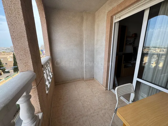 Apartamento con vistas despejadas y piscina — 3