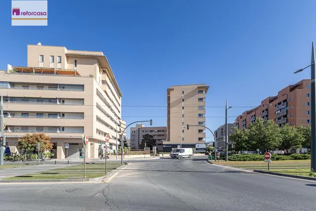 ÁTICO EN CAMPUS DE LA SALUD — 35
