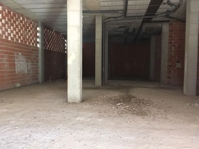 ++LOCAL EN ESQUINA CENTRICO EN MOLINA DE SEGURA++ 240M2 — 2