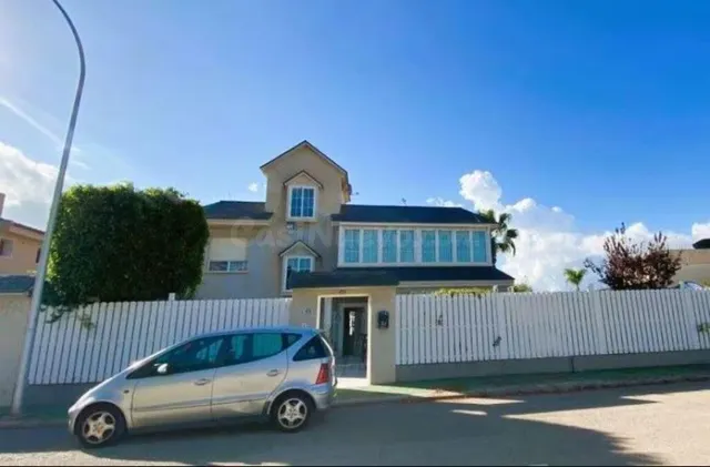 Extraordinario Chalet — 2