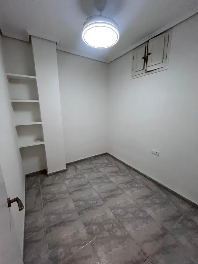 Alquiler de vivienda de 4 dormitorios con terraza — 24