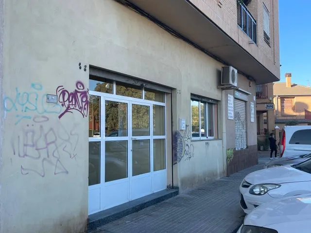 Local frente al Nuevo Infante con gran potencial — 3