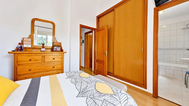 Vivienda unifamiliar de 194 m2 con patio privado y amplio garaje en Guayonje, Tacoronte — 14