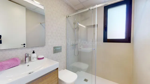 Villa de obra nueva con piscina privada en San Fulgencio — 4