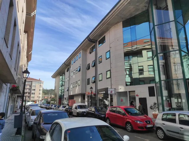 LOCAL COMERCIAL EN MILLADOIRO — 9