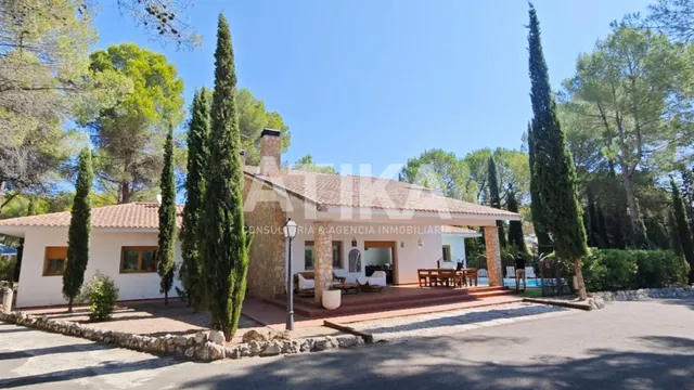 FABULOSO CHALET A LA VENTA - ONTINYENT - foto 5