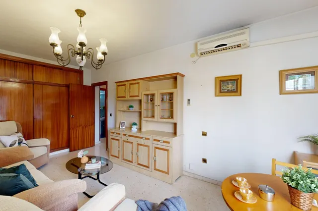 ¡Amplia  vivienda y todo exterior y en esquina en el Paseo Alfonso XIII! - Cartagena — 48