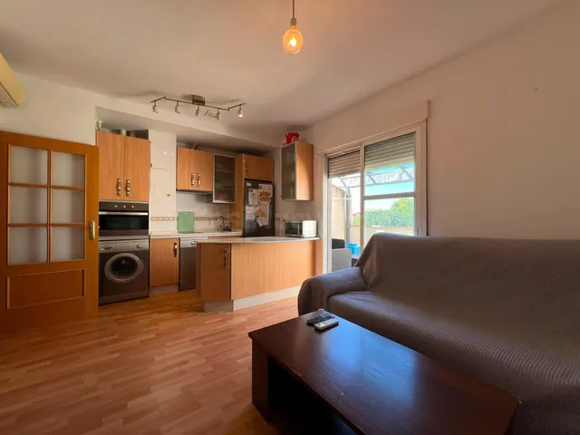 ÁTICO DE 1 DORMITORIO, GARAJE Y TRASTERO EN SAN ROQUE - foto 2