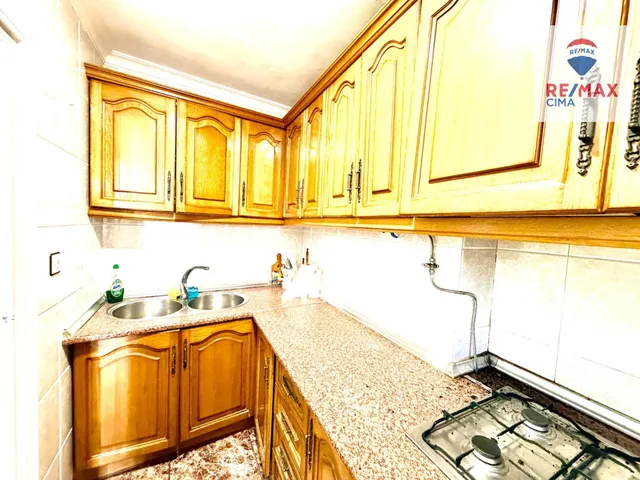 SE VENDE BONITA CASA EN EL CENTRO DE CÚLLAR BAZA - foto 3