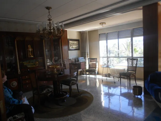 SE VENDE PISO EN ZONA CENTRO - foto 2