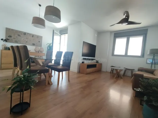 Exclusivo ático dúplex de diseño, luz y confort con dos terr - foto 3