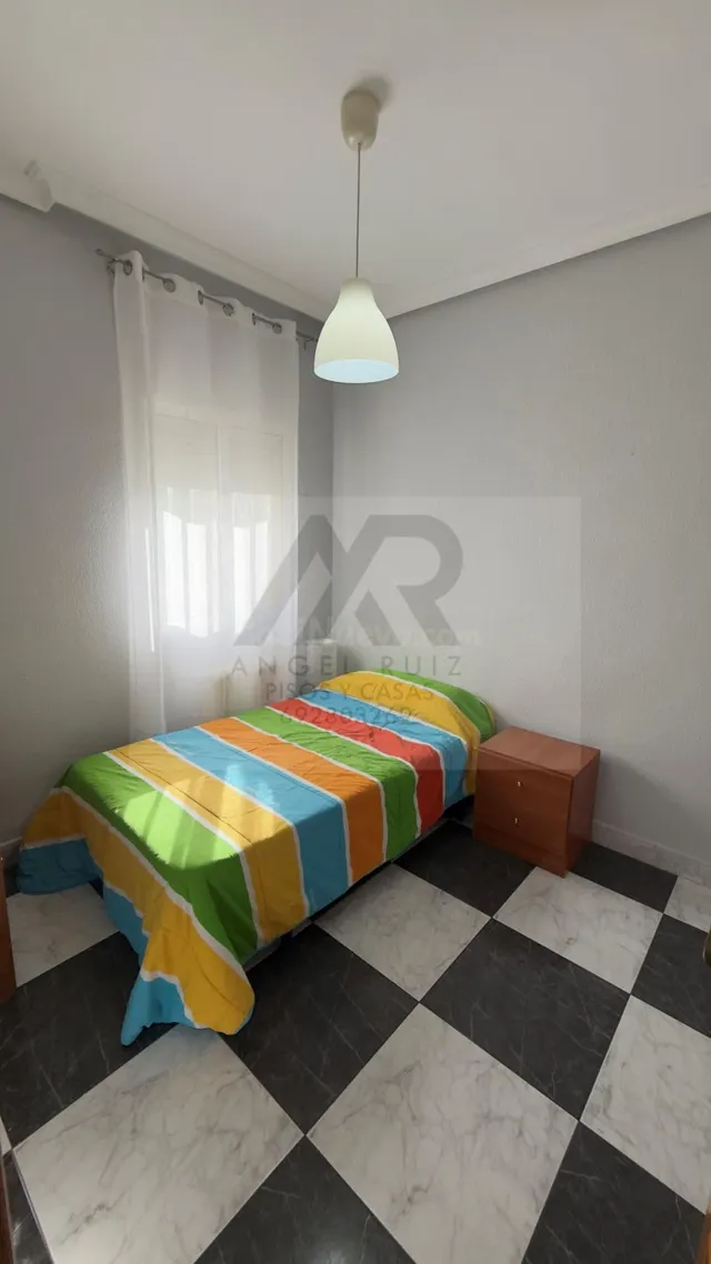 Piso de 3 dormitorios totalmente amueblado junto al estadio romano de Mérida – ideal inversores — 22