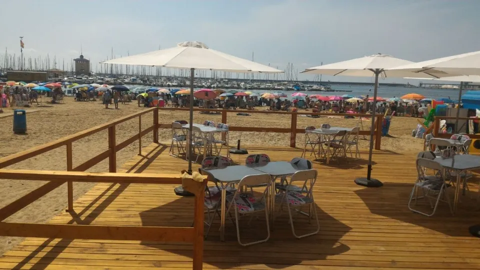 Local comercial 450m² en venta - Acequion