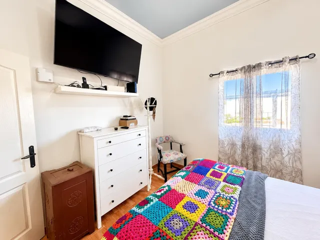 Casa de dos plantas con patio, azotea y múltiples posibilidades en Trujillo, Moya — 10