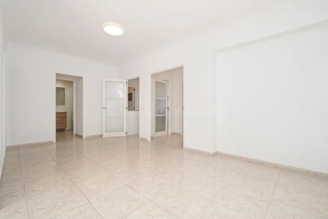 ⭐ ESPACIOSO PISO DE 4 DORMITORIOS REFORMADO MUY LUMINOSO Y S - foto 3