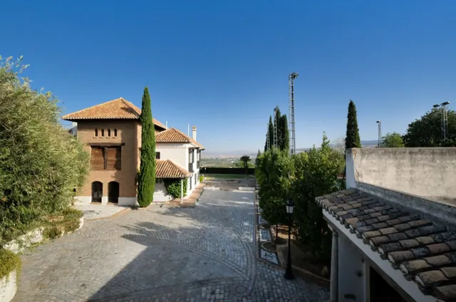 CASA DE LUJO EN LA ZUBIA — 7
