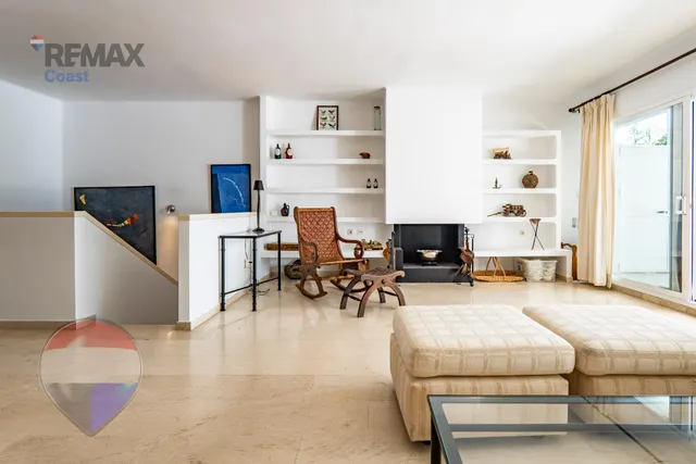 Amplio dúplex en Urb. Río Real - Marbella Este — 43