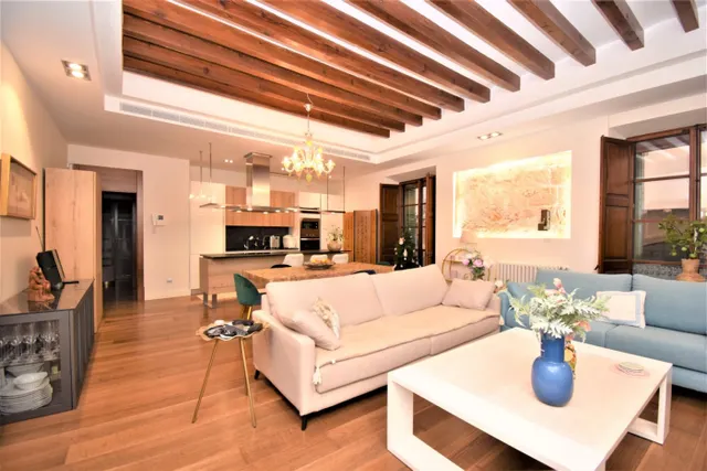PISO EN VENTA CON PLAZA DE GARAJE JUNTO A LA CATEDRAL — 22