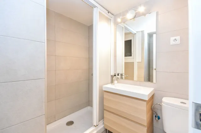 Piso 3 habitaciones 60m² en alquiler - Eixample — 12