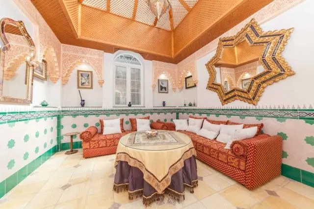 villa independiente 1º linea de playa cabopino — 24