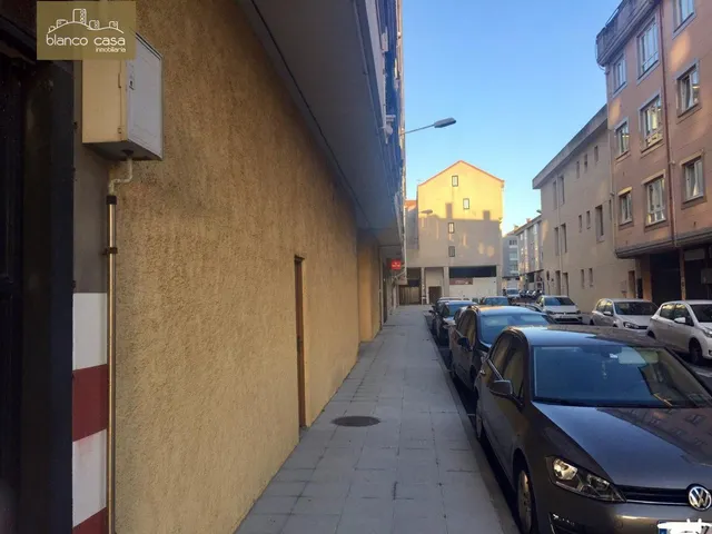 Local comercial de 280m2 segregables, muy céntrico, en alquiler en A Laracha — 6