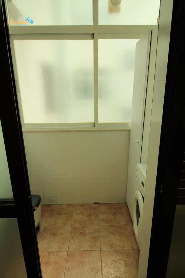 Piso con amplia terraza en Ciudad Jardín — 13