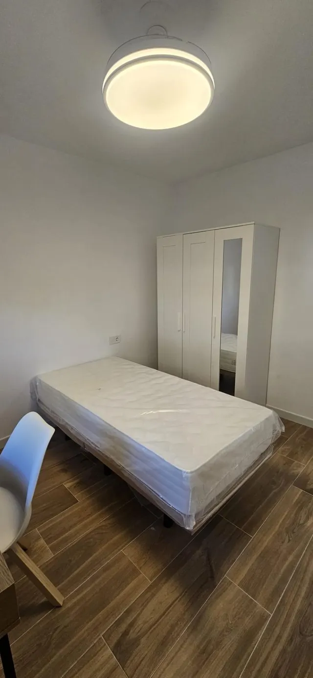 Se alquila magnífico piso completamente reformado y a estrenar en la zona El Juncal ,  para estudiantes. — 9