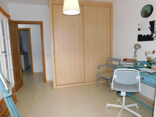 Chalet Adosado en Yuncler 3 Plantas para entrar a vivir — 48