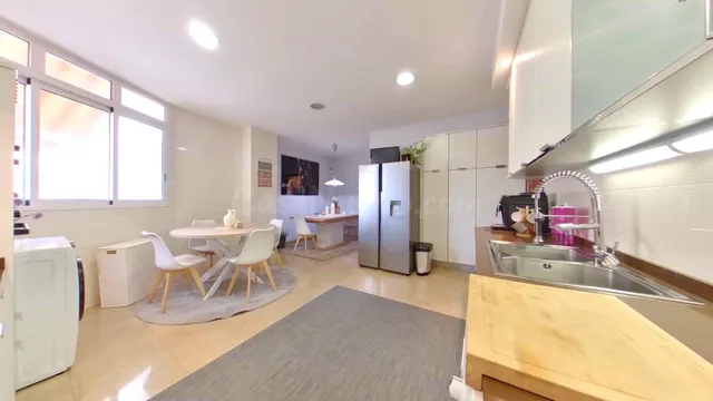 Piso en pleno centro de Alicante, junto a Maisonnave - foto 4