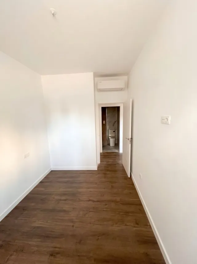 Exclusivo Piso Bajo a Estrenar de 3 Hab. y 2 Baños en Zona Demandada — 19