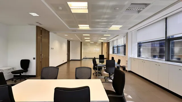 Oficina 1700m² en alquiler - Villaviciosa de Odón — 29