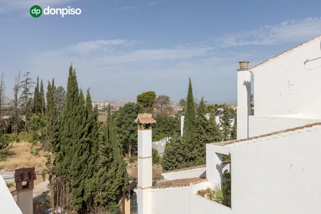 Exclusiva vivienda con piscina en la zona del Serrallo con piscina comunitaria — 44