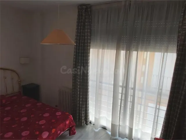 SE ALQUILA PISO IDEAL PARA ESTUDIANTES PISO 1 DORMITORIO EN  - foto 2