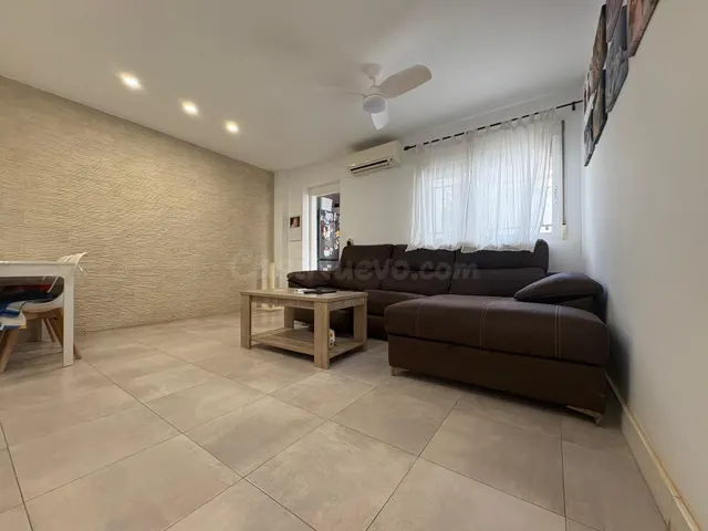 VIVIENDA EN PLANTA BAJA REFORMADA - foto 3