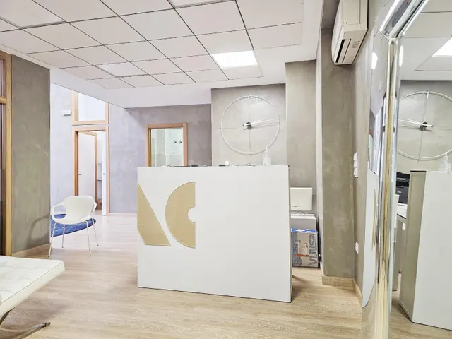 Ático acondicionado como oficina con potencial para vivienda - foto 4