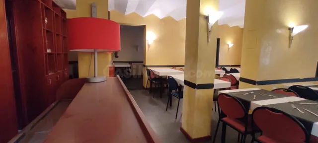 ATENCION INVERSORES -POSIBILIDAD DE VIVIENDA EN CENTRO DE VI - foto 2