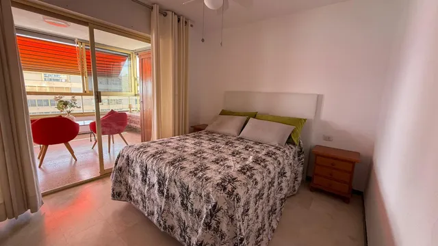 Amplio Apartamento en Alquiler en Benidorm, Zona Hotel Bali - €1450 — 22
