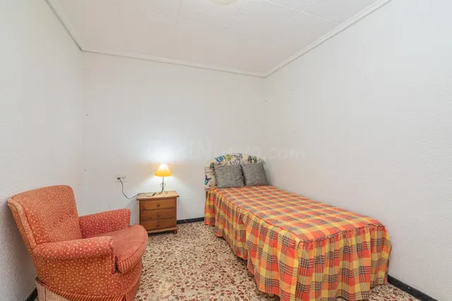 ¿Buscas una gran vivienda a escasos metros del centro? — 22