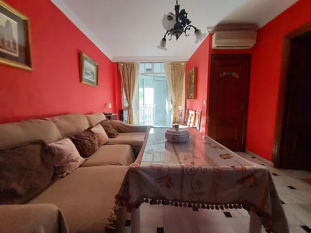 ¡¡PISO EN VENTA EN EL CENTRO DE CAMAS!! - foto 2