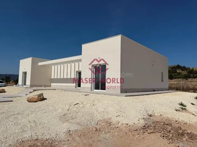 Villas de Obra Nueva en Pinoso en parcelas rústicas — 4