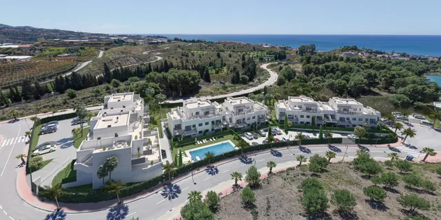 Viviendas de obra nueva en Baviera Golf, Vélez-Málaga, con p - foto 3