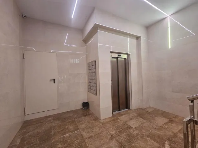 Piso 3 habitaciones, baño y aseo en Valencia — 20