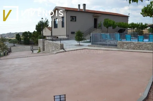CASA EN VENTA CERCA DE CERVERA - foto 4