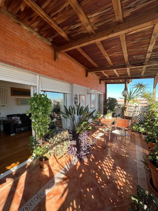 VENTA DE ATICO EN JUAN CARLOS I
