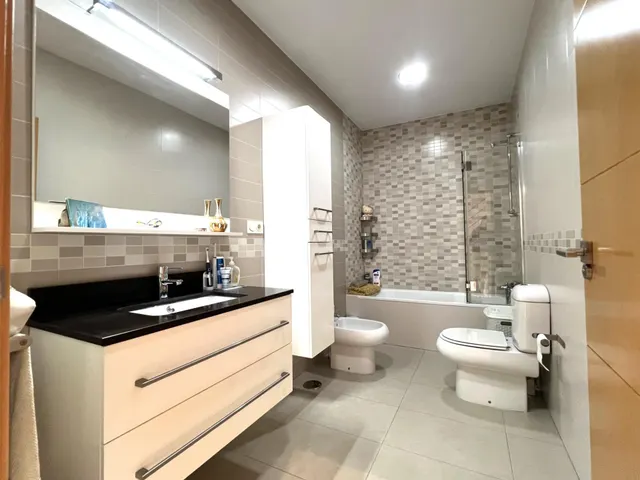 UNIFAMILIAR DE  DISEÑO EN VILLANUEVA DE LA SERENA — 24