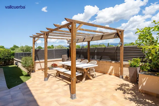 CASA ESQUINERA EN RESIDENCIAL AIGÜESVERDS DE REUS — 6
