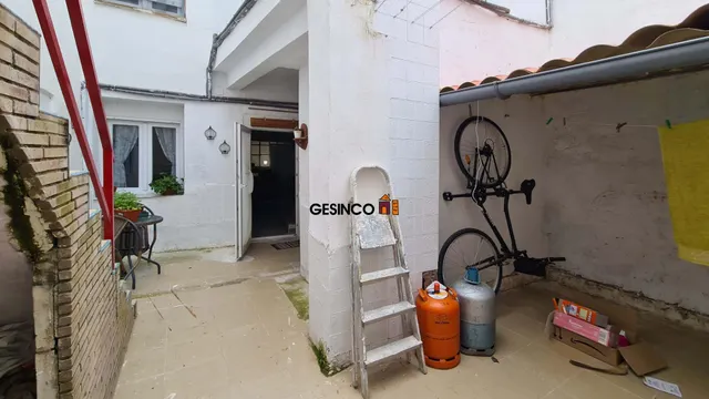 CASA REFORMADA EN VENTA EN ONTINYENT — 28