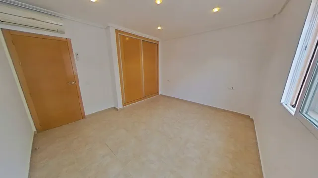 Dúplex 4 habitaciones 249m² en venta - Santiago de la Ribera — 28