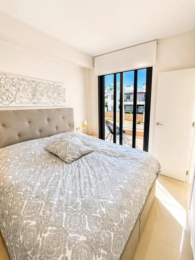 Adosado contemporáneo  PAU-26 con piscina privada y solárium — 21