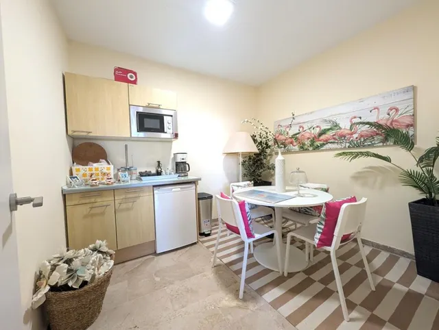 Adosada en Venta en Linea De La Concepcion, La Cádiz — 36
